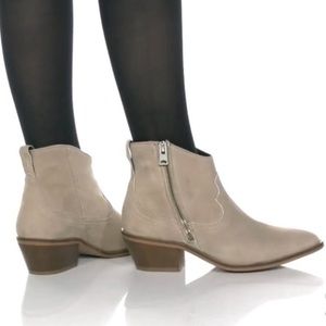 NWT All Saints Carlotta Suede Bootie, Stone, 8M